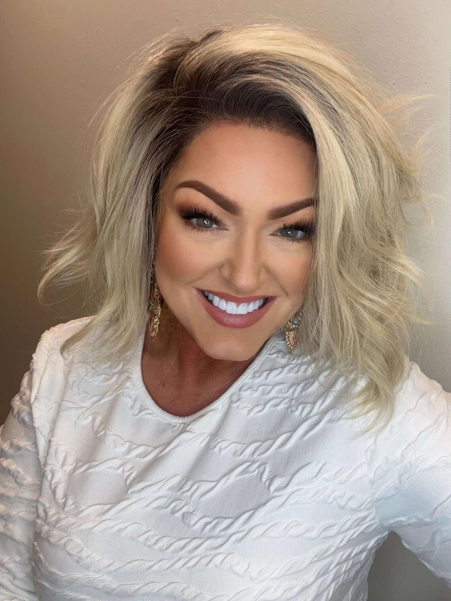 Angela Collection-Victoria short blonde with dark root 13*4 lace front wigs K111-2415