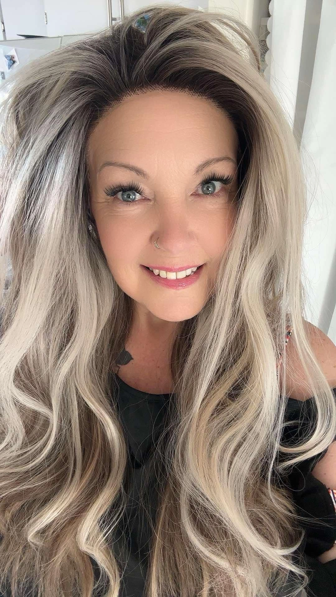 Brenda Collection-Stella 26 inches Highlight ash blonde body wave T part lace front wigs