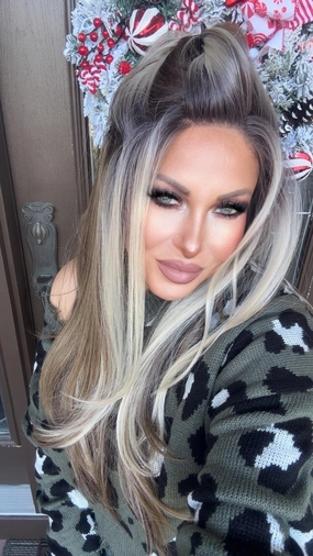 Imstylewigs Hallie T-Part Glueless 26inches Light Brown With Golden Highlights Lace Front Wigs (sharaCollection)